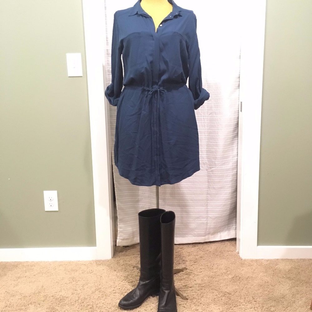 Lou & Gray collared silk shirt dress